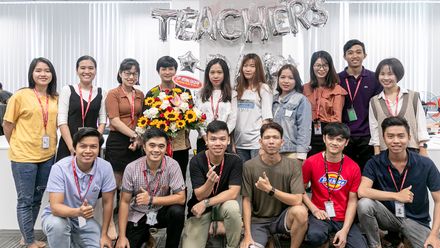 Ngày 20/11 rộn ràng niềm vui với các "thầy cô" tại Sun*