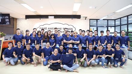 A trending "trendy" race in Sun* in the name of "uniform"