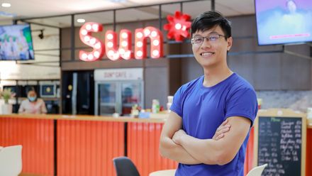 Corner of Sun*: Soái ca Ngoại thương "hóa" lập trình viên, tìm bến đỗ tại Sun Asterisk