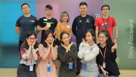 Có gì đặc biệt bên trong 'căn phòng hẹn hò' của chương trình Valentine's Day?