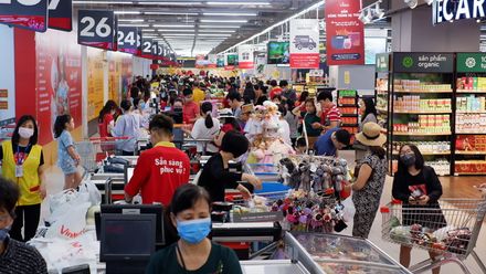 Hoarding during the Covid-19 period: Is it really necessary or just the psychological effect of the crowd?