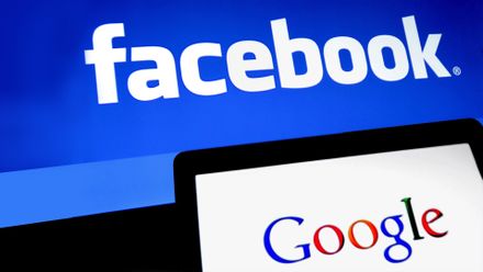 Chúng ta đang bị Google và Facebook theo dõi như thế nào?